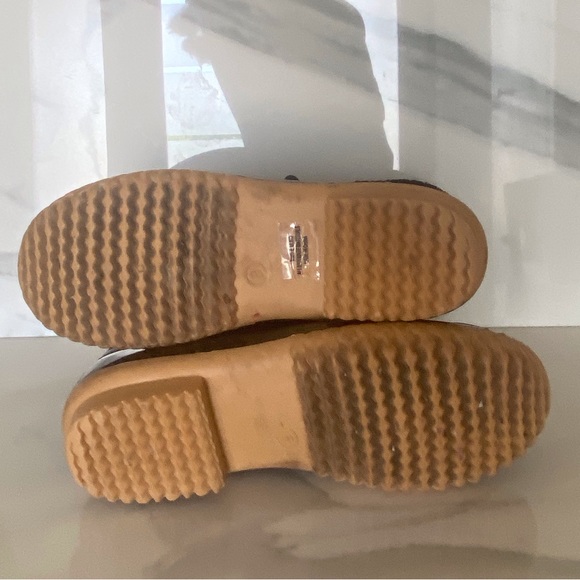 DV by Dolce Vita black duck boot size 8. No box - Picture 9 of 13